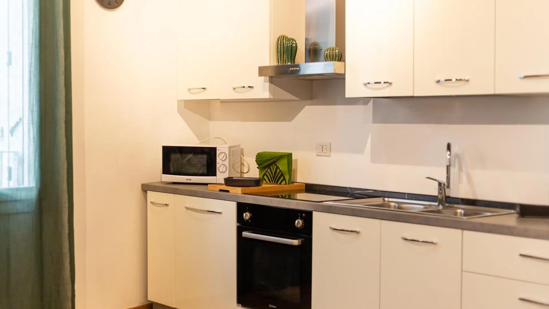 Apartment Prime Living - Green Suite Sui Navigli Milan Italy