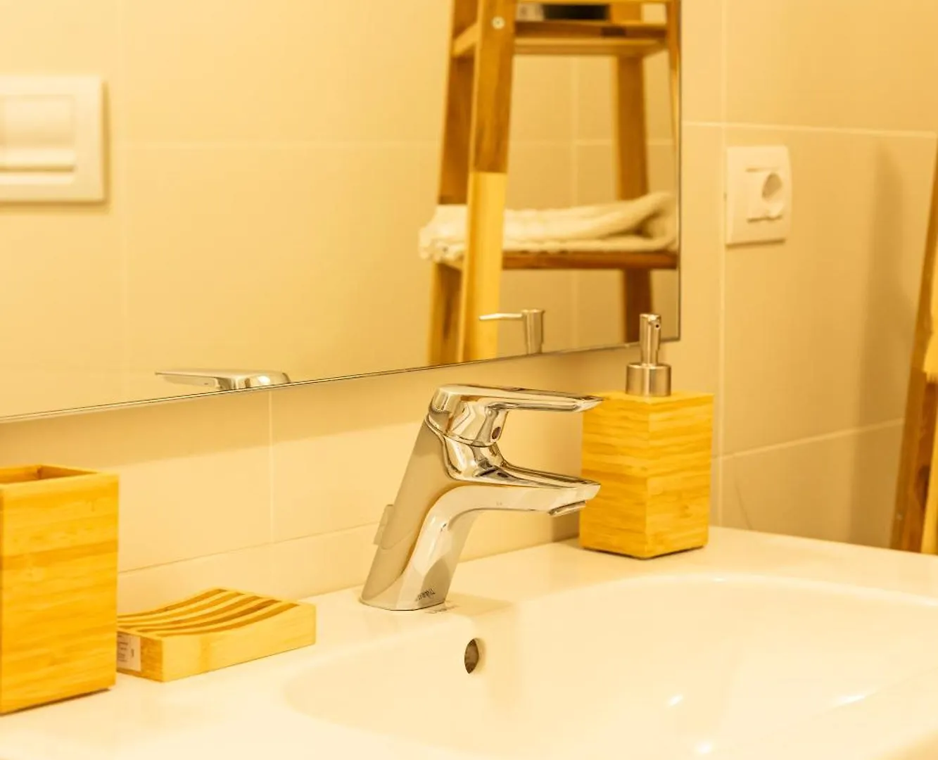 Prime Living - Green Suite Sui Navigli Milan Apartment