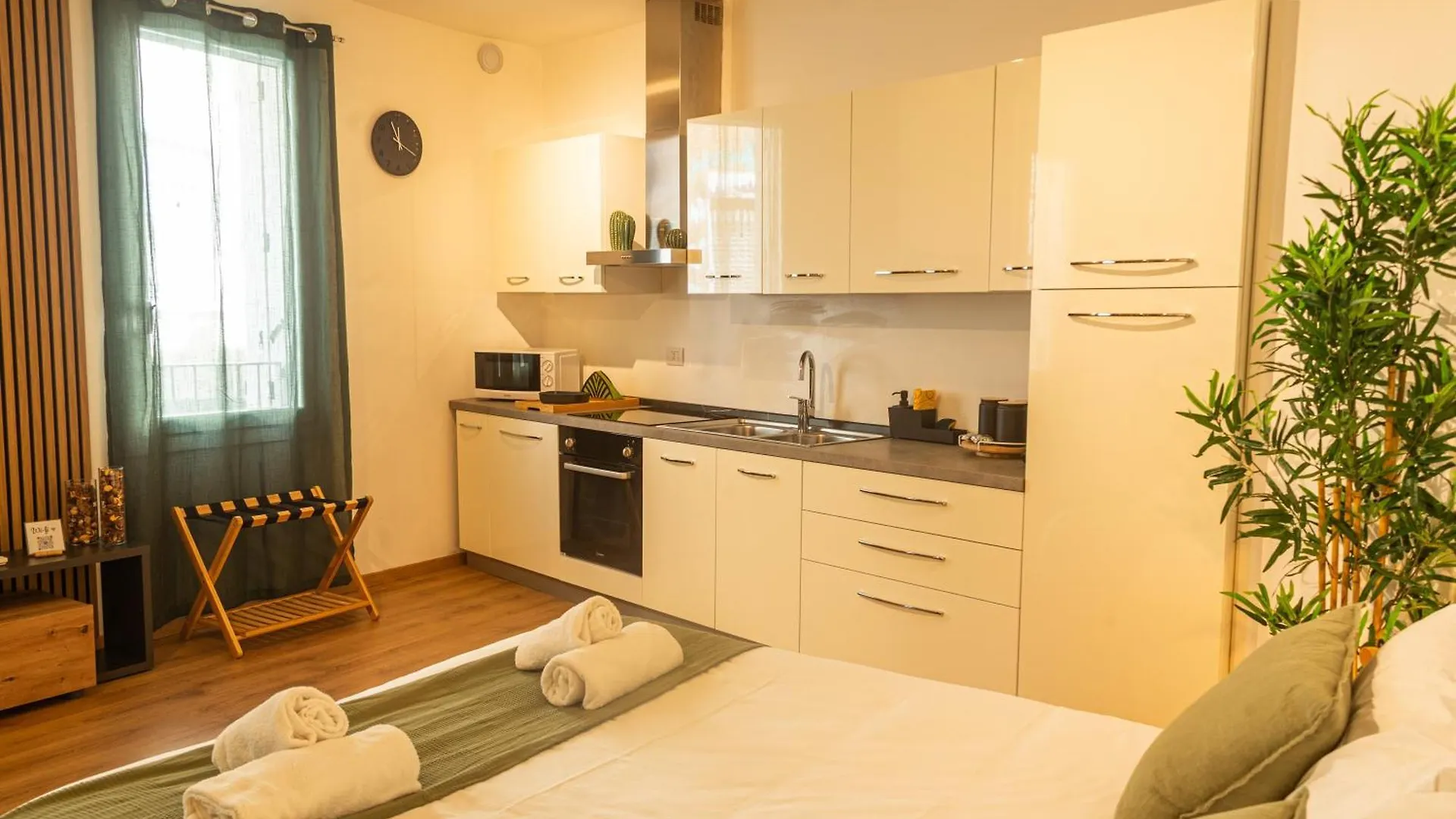 Prime Living - Green Suite Sui Navigli Milan Italy